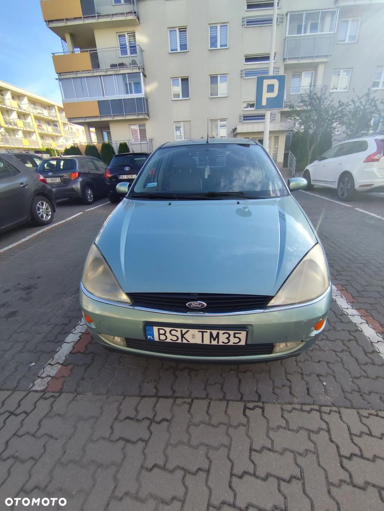 Ford Focus DI Ghia - 3