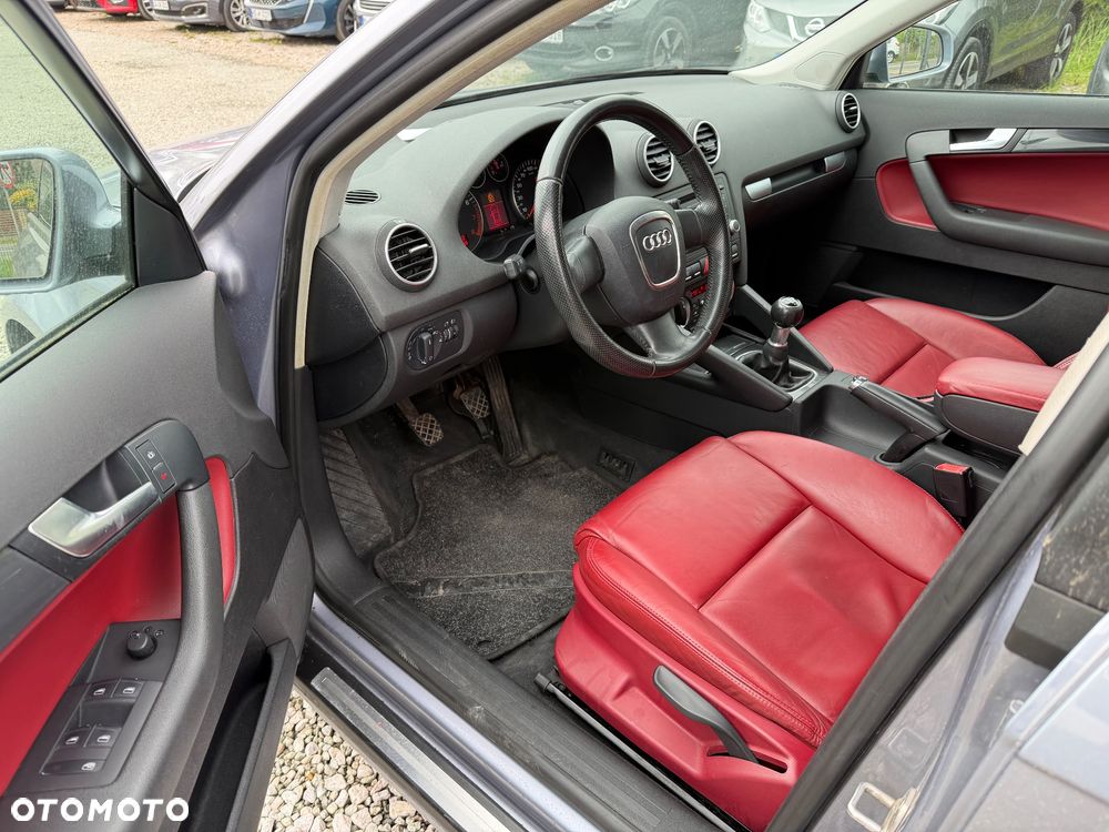 Audi A3 Sportback 1.6 S line Sportpaket plus - 22