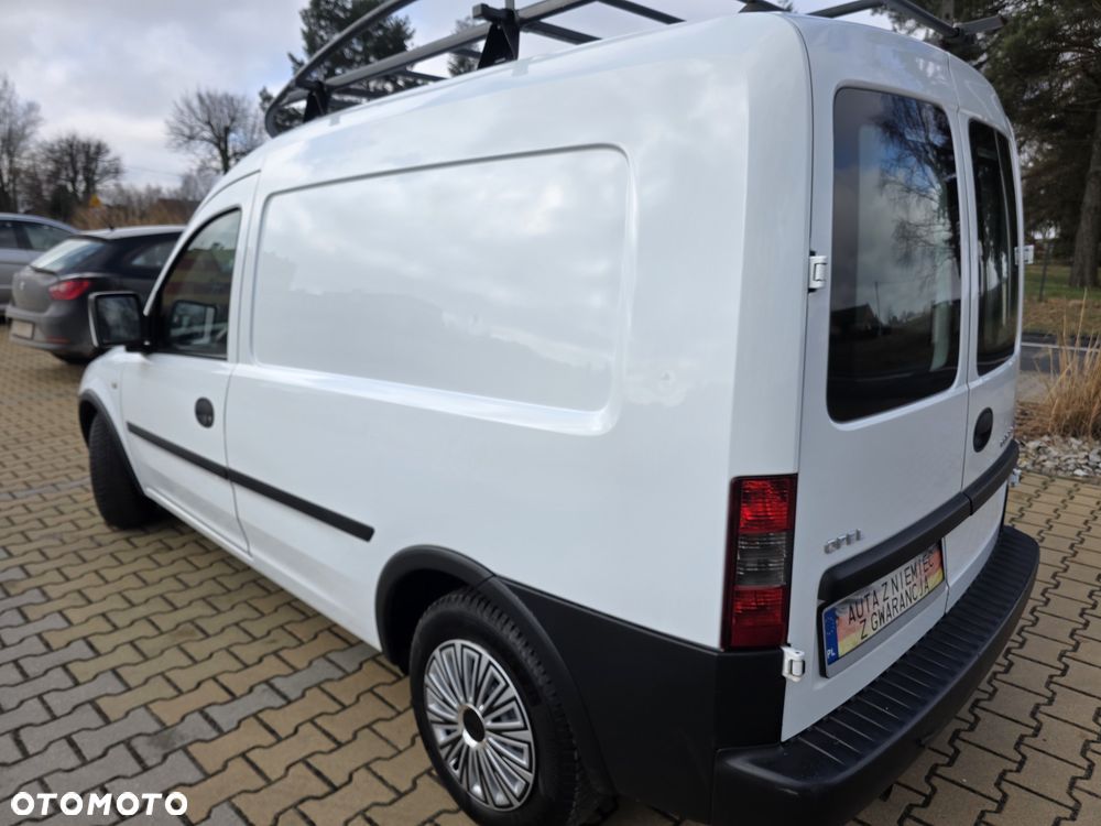Opel Combo - 8