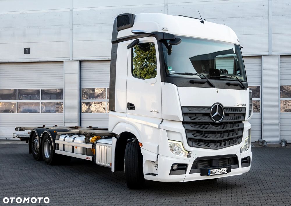 Mercedes-Benz ACTROS 2545 6X2
