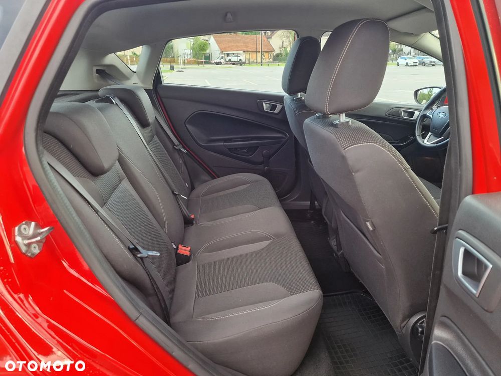 Ford Fiesta - 15