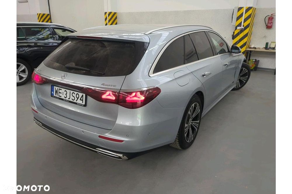 Mercedes-Benz Klasa E - 2