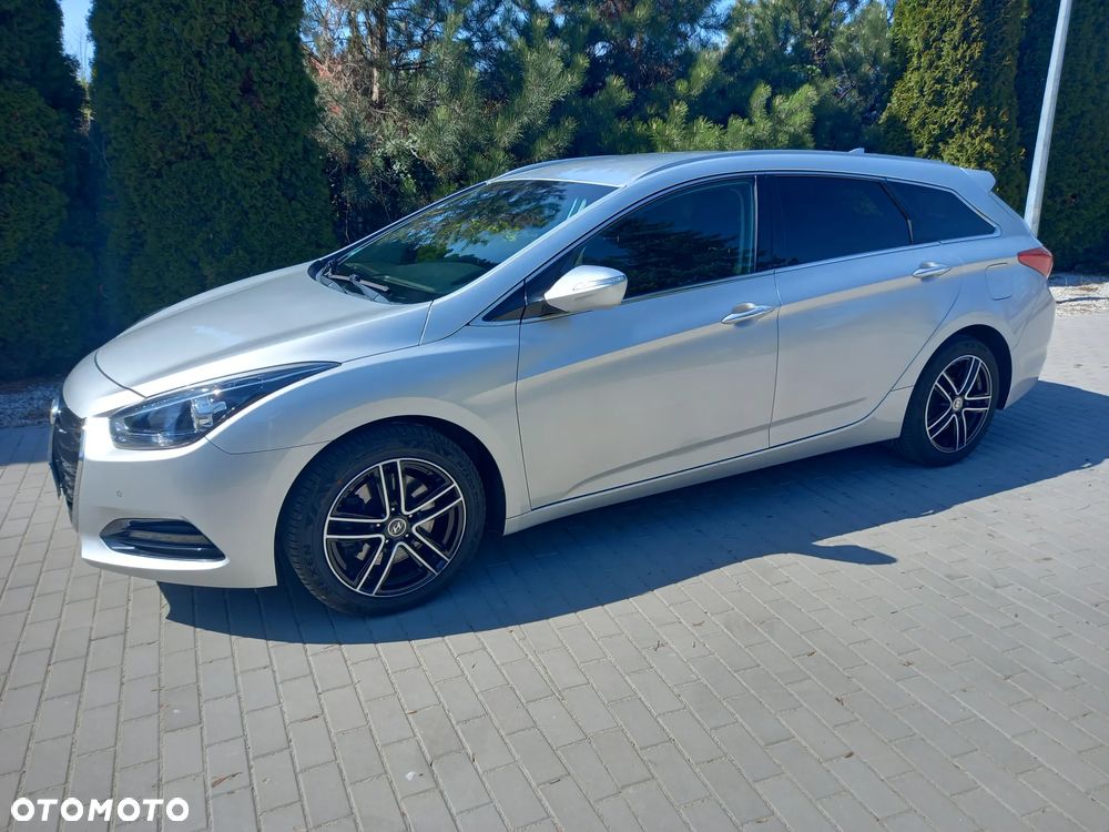 Hyundai i40 Kombi 2.0 Automatik Premium - 13