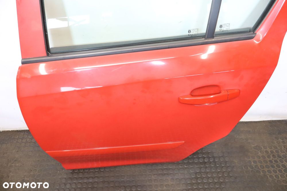 DRZWI LEWY TYŁ OPEL CORSA D HB Y547 - 4