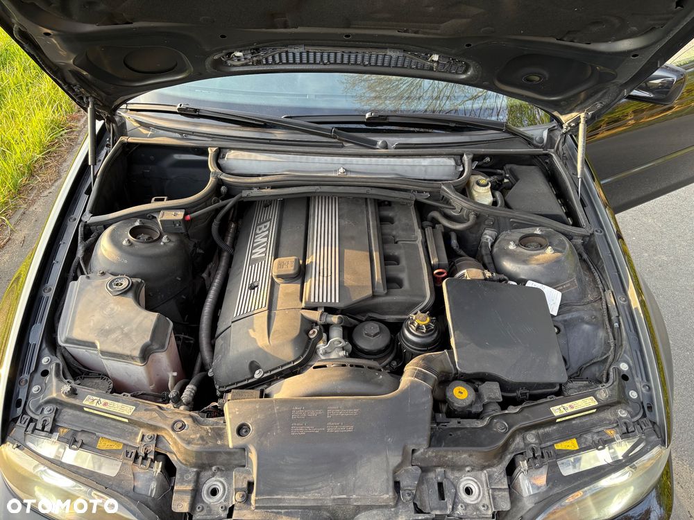 BMW Seria 3 330 Ci - 21
