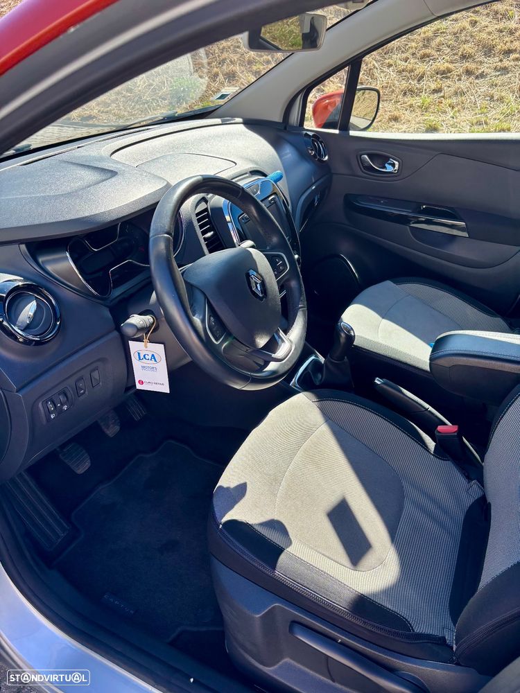 Renault Captur 0.9 TCE - 12