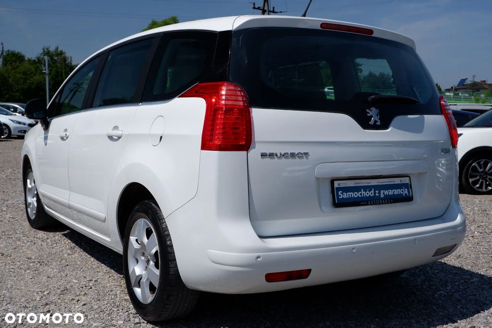 Peugeot 5008 HDI FAP 110 EGS6 Premium - 35