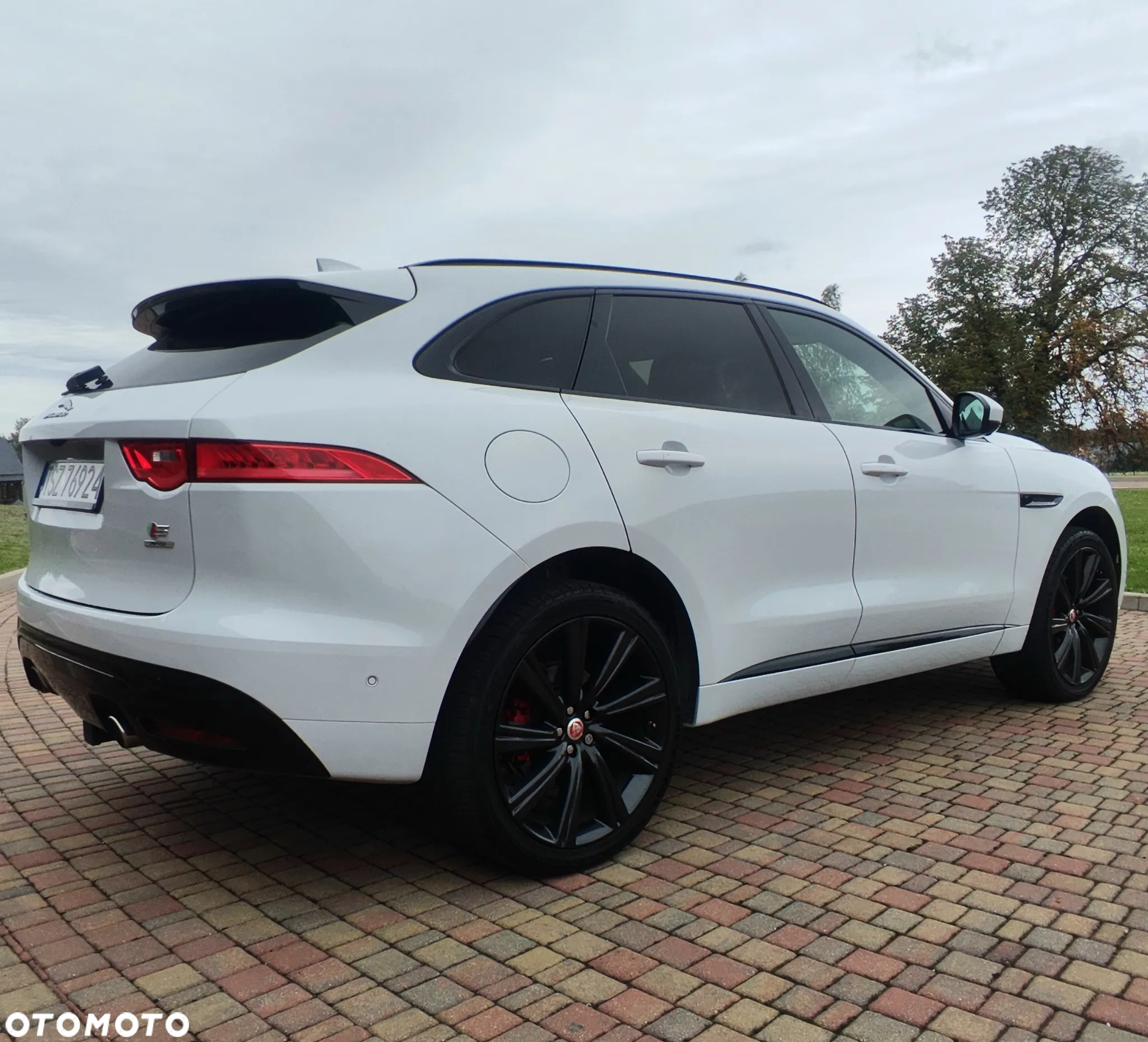 Jaguar F-Pace S AWD - 6