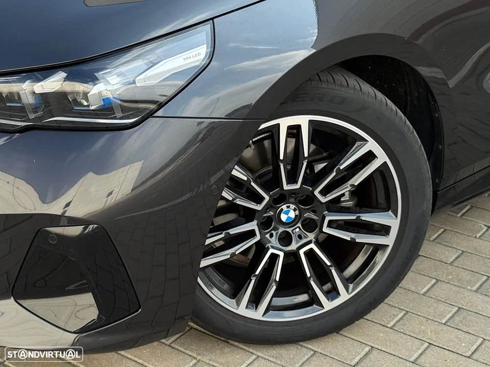BMW 520 d Pack Desportivo M - 6