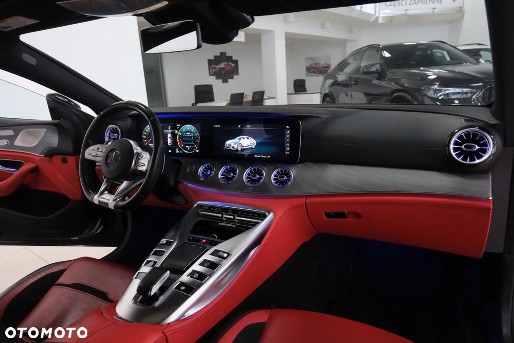 Mercedes-Benz AMG GT 63 4Matic+ Speedshift MCT 9G - 34