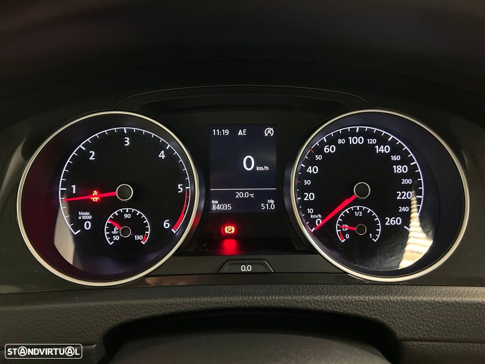 VW Golf Variant 1.6 TDi Confortline - 24