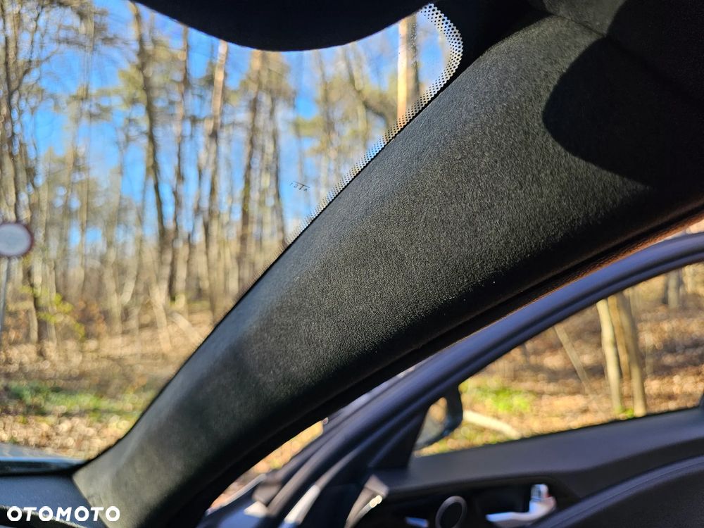 Kia Stinger 2.0 T-GDI XL - 9