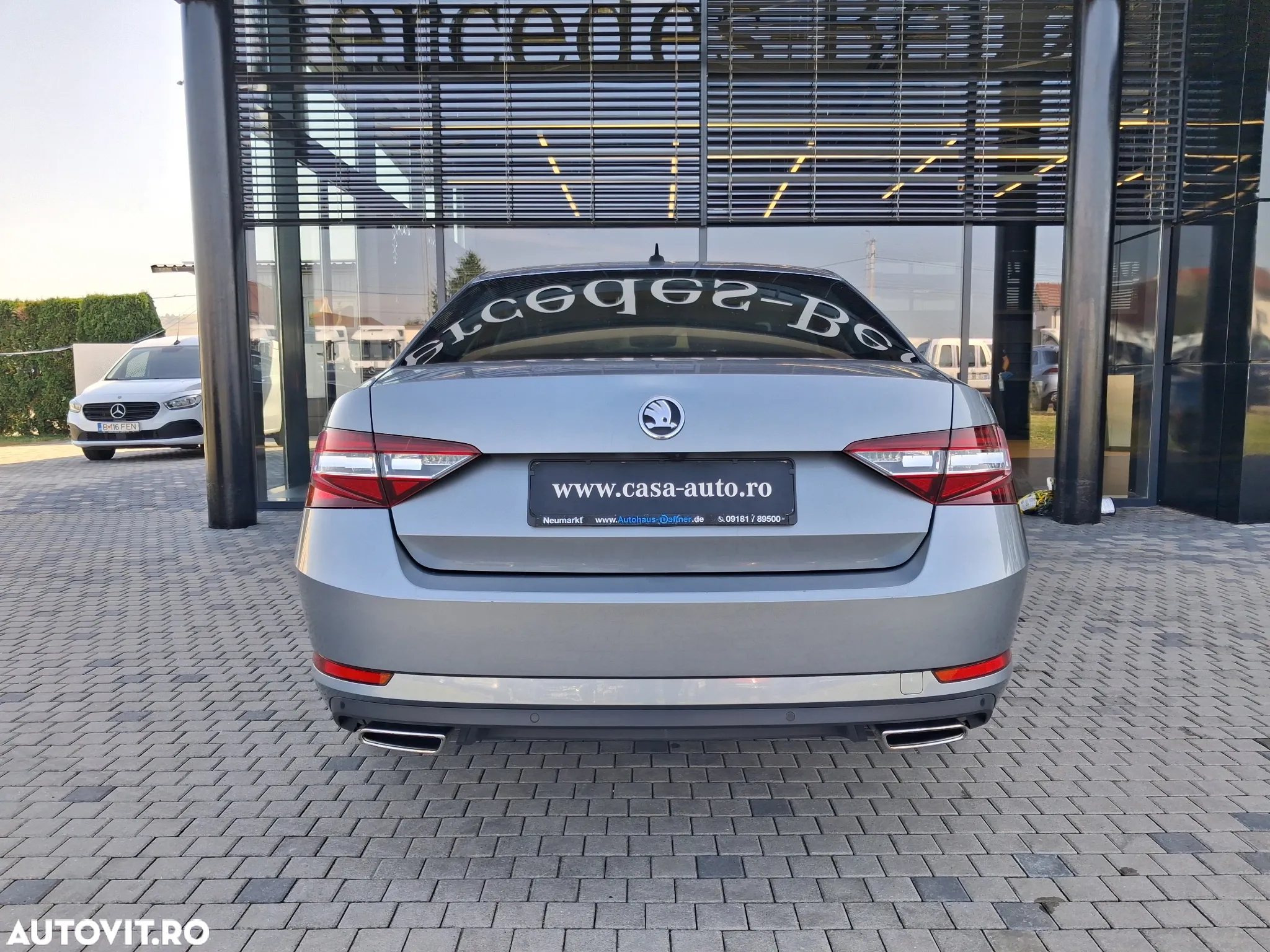 Skoda Superb 2.0 TSI DSG 4X4 Laurin & Klement - 7