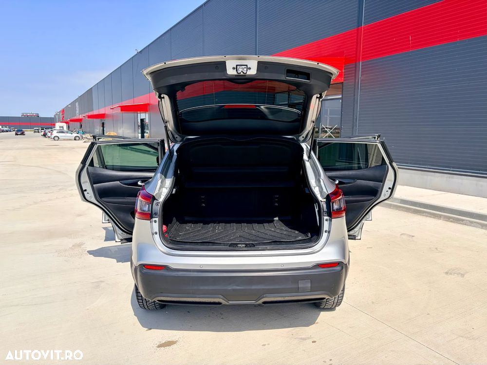 Nissan Qashqai 1.6 DCI Xtronic ACENTA - 9