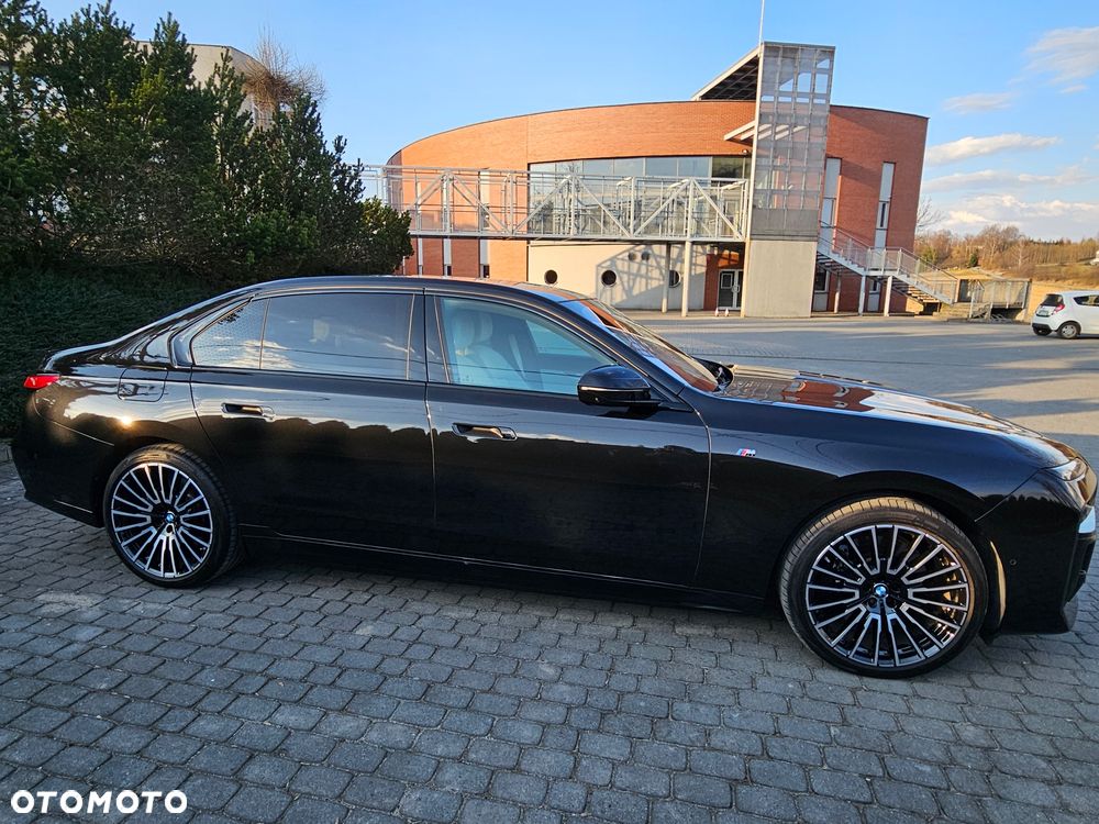 BMW i7 105.7kWh xDrive60 M Sport - 5