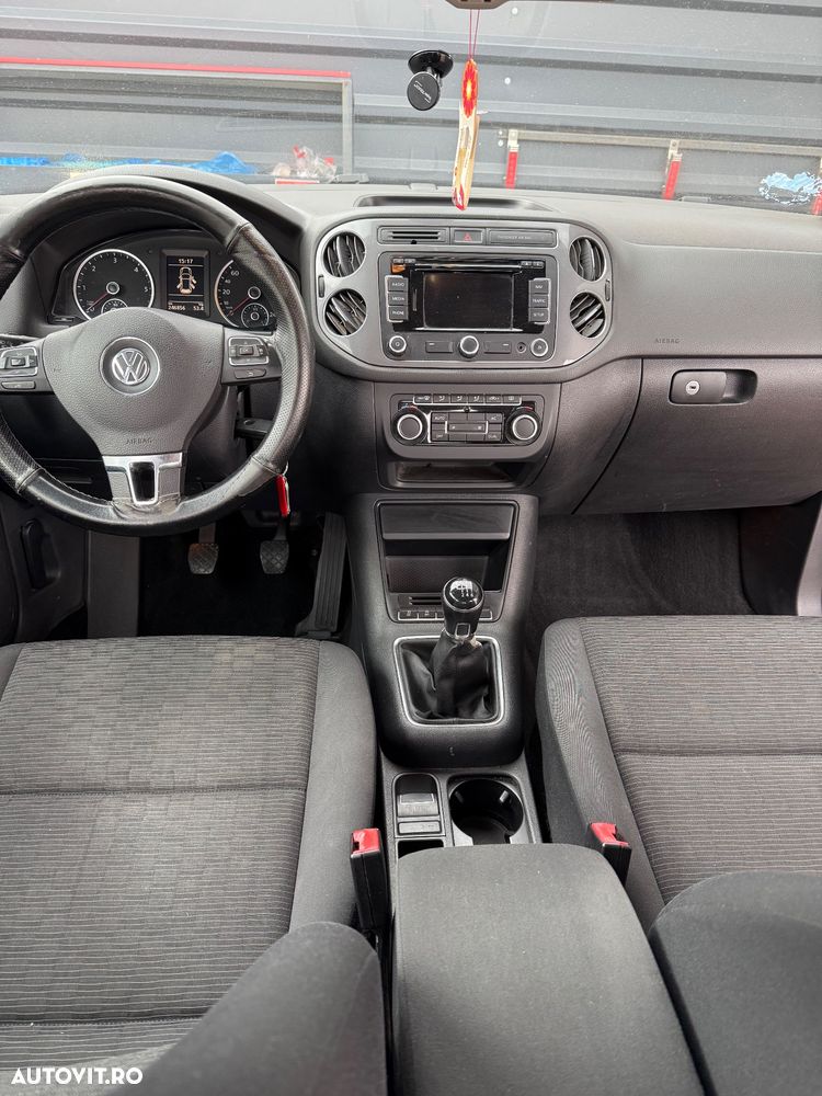 Volkswagen Tiguan 2.0 TDI BMT Sport & Style - 8