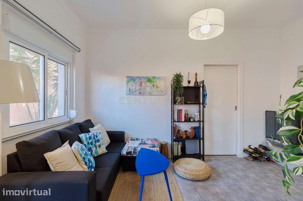 Apartamento T-0 convertido em T- 1 - Grande imagem: 5/24
