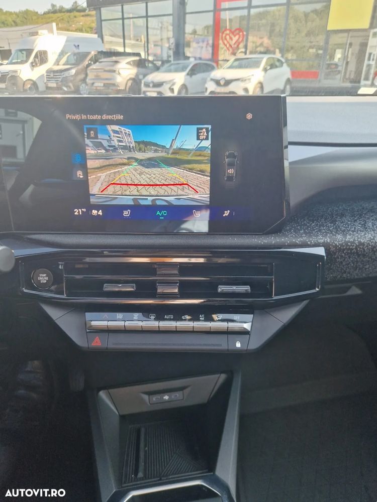 Renault Clio VI E-Tech 160 HEV Techno - 14