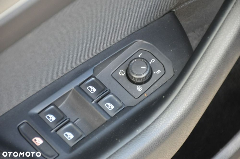 Volkswagen Passat - 21
