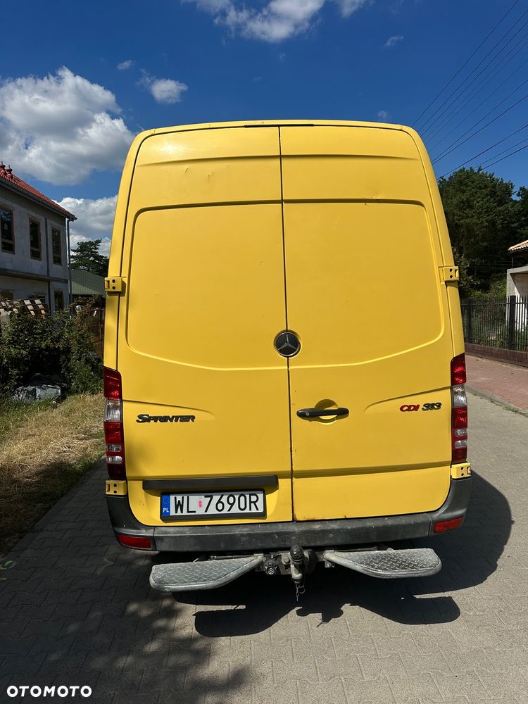 Mercedes-Benz Sprinter - 4