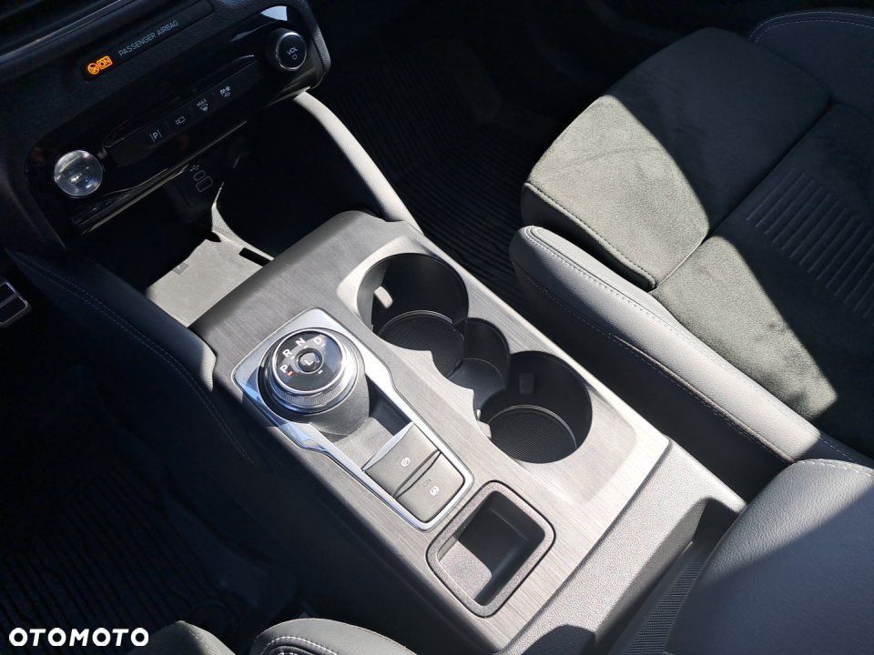 Ford Kuga - 15