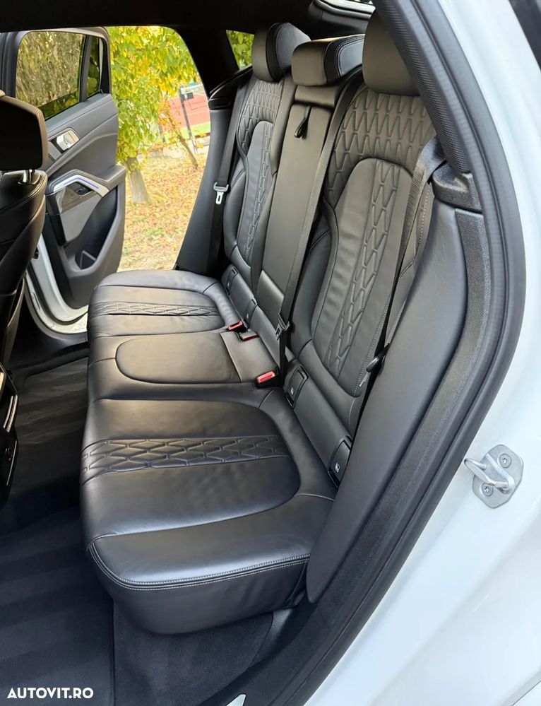 BMW X6 xDrive40d AT MHEV - 13