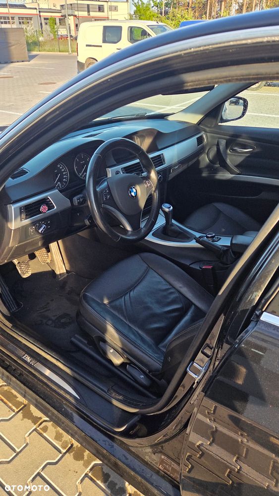 BMW Seria 3 320d xDrive - 8
