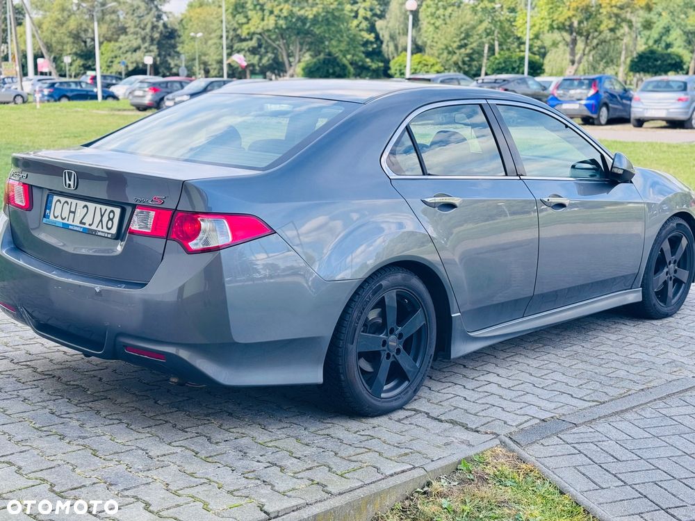 Honda Accord - 17
