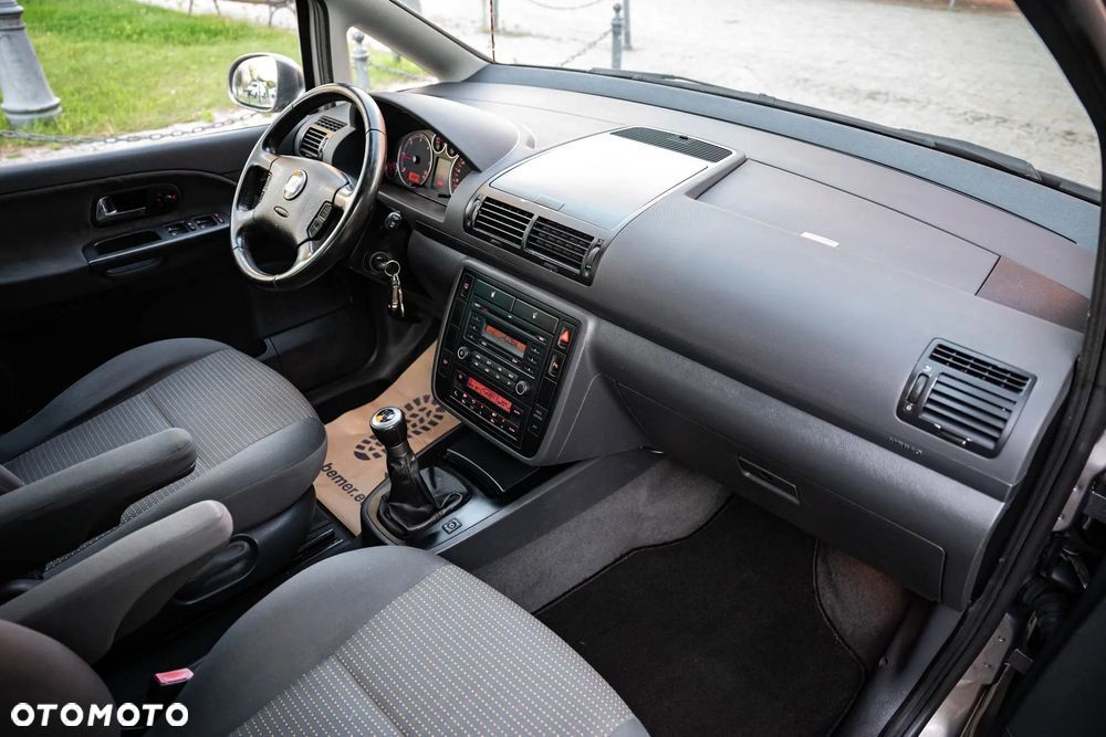 Seat Alhambra - 25