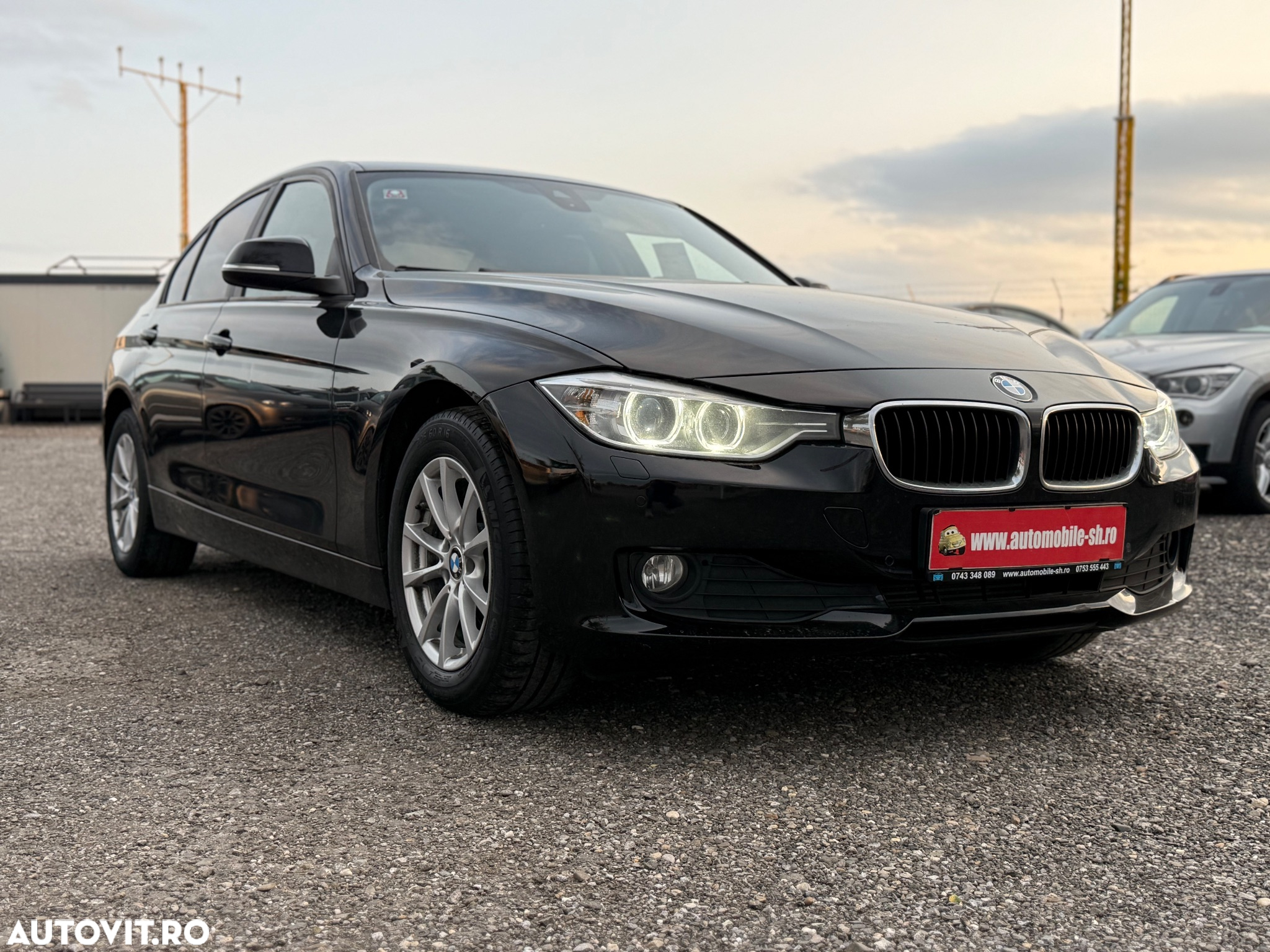 BMW Seria 3 320d Sport Line - 2