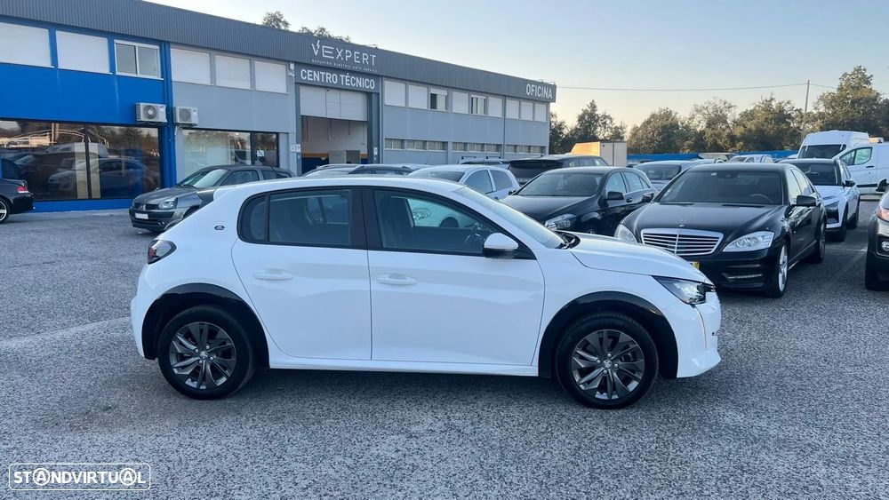 Peugeot e-208 - 2