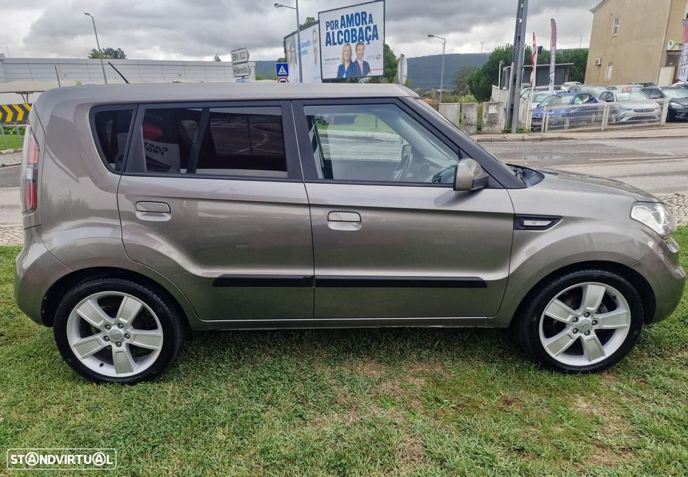 Kia Soul 1.6 CRDi TX - 6