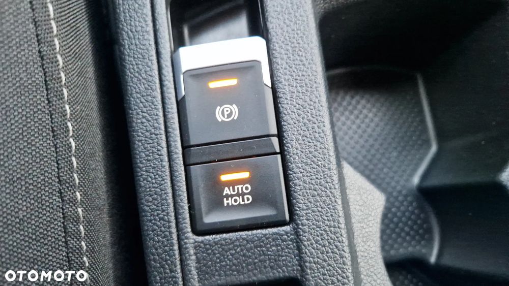 Volkswagen T-Roc 2.0 TDI SCR Life - 24