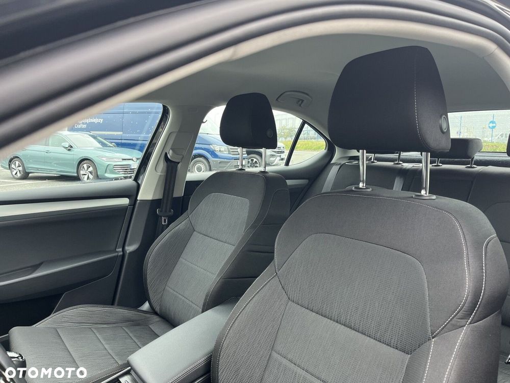 Skoda Superb 2.0 TDI Ambition - 11