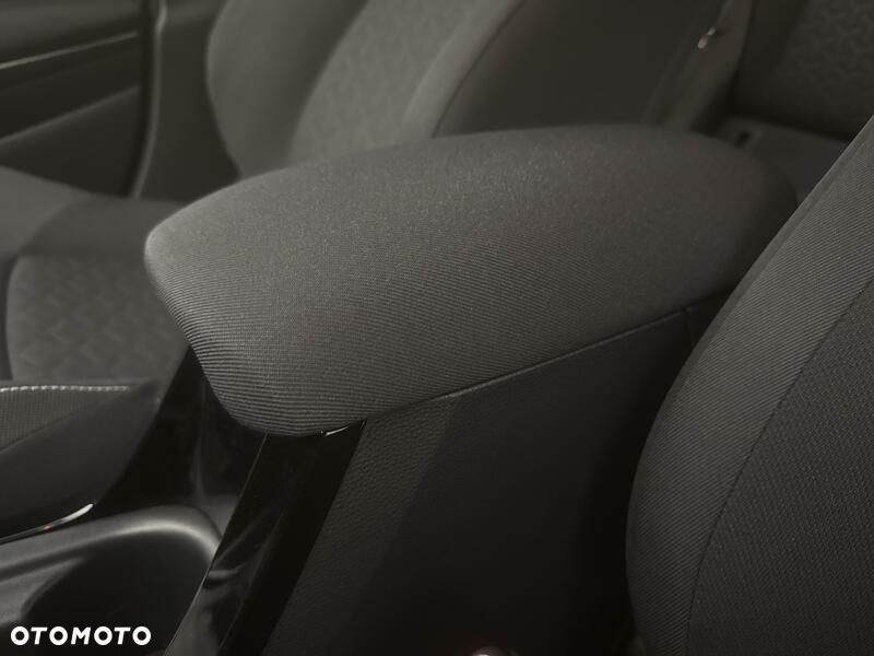 Toyota Corolla - 18