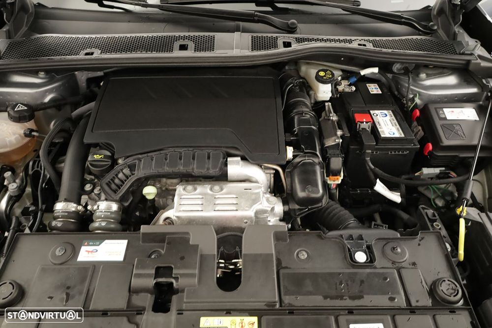 Citroën C4 1.2 PureTech Plus EAT8 - 24