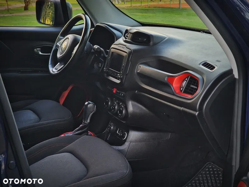 Jeep Renegade 2.0 MultiJet Trailhawk 4WD S&S - 29