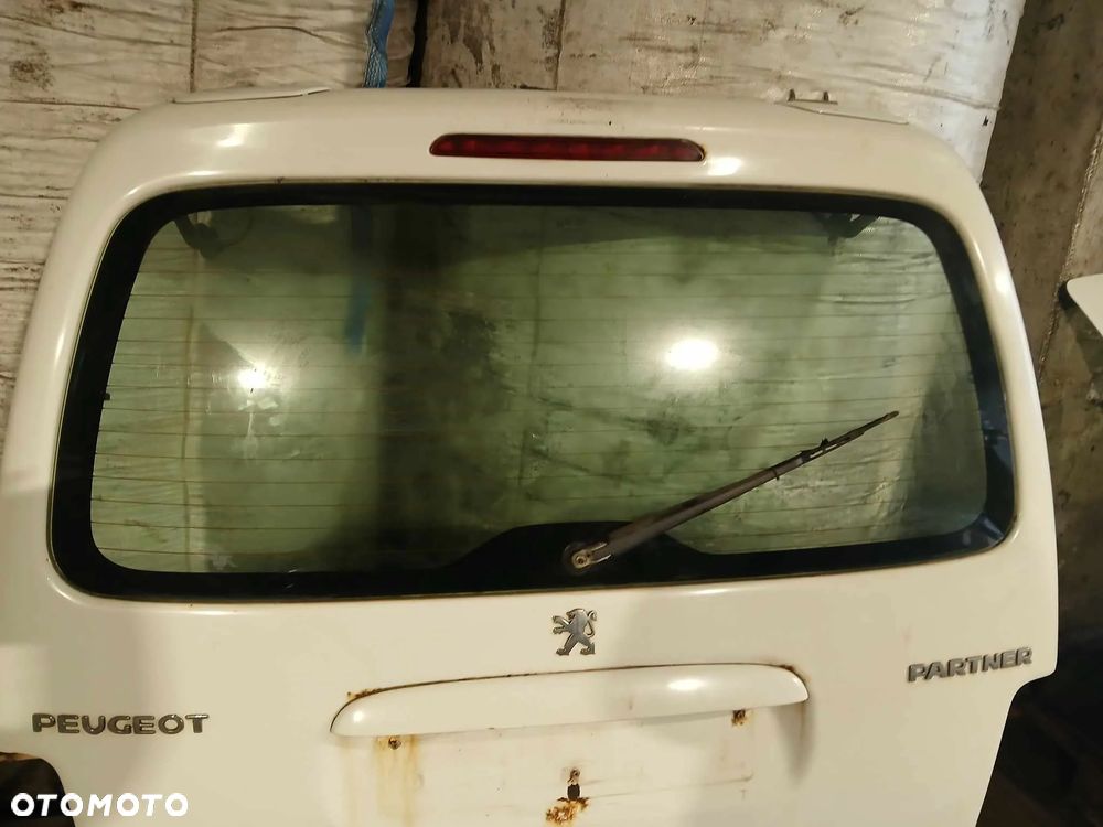 Peugeot Partner Klapa Bagażnika - 2