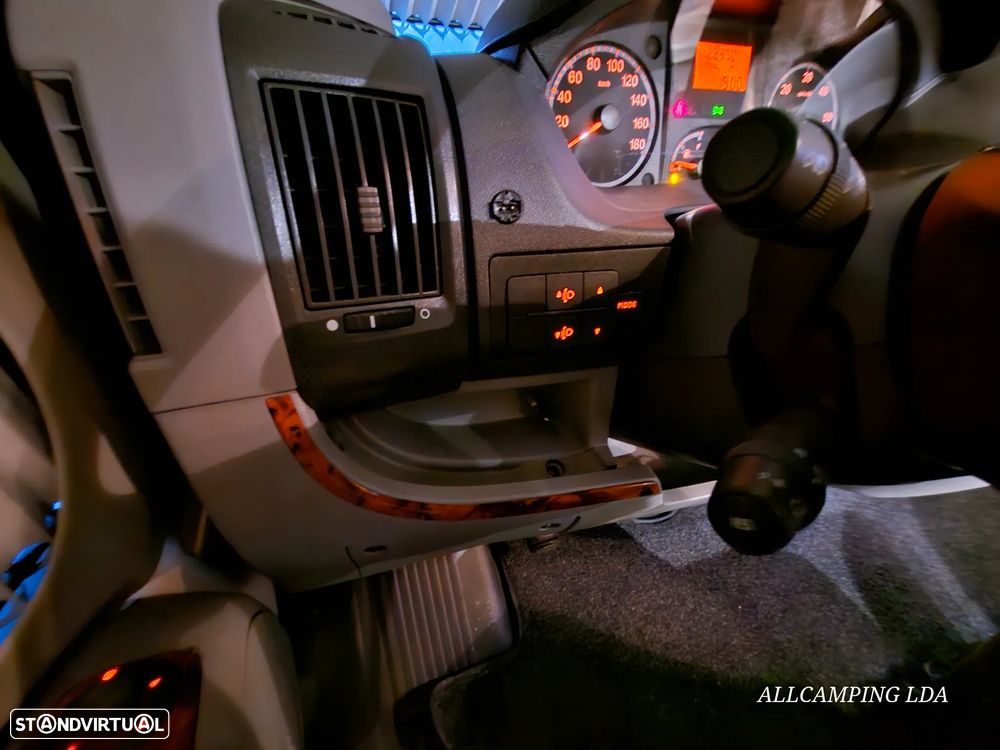 Dethleffs Globe4 LUXUS CHASSI AL-KO CAMA FRANCESA + BASCULANTE - 51