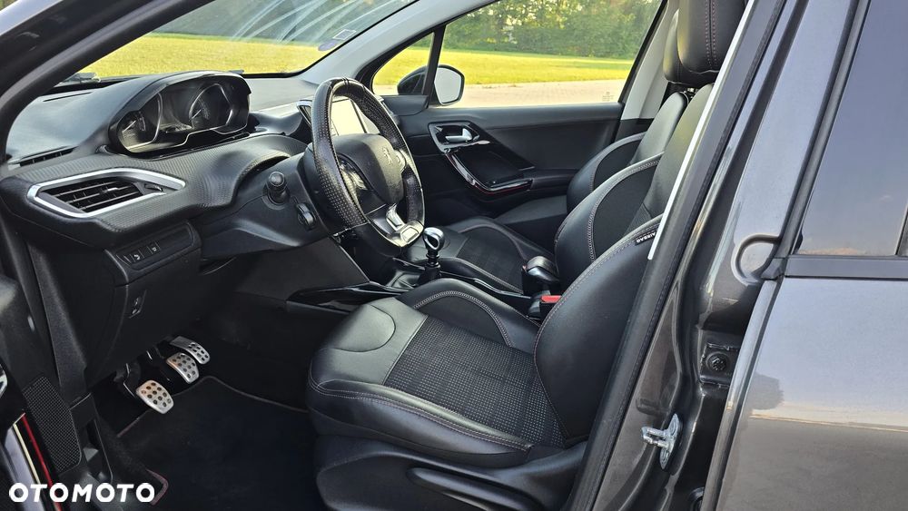 Peugeot 2008 1.2 Pure Tech Crossway S&S - 6