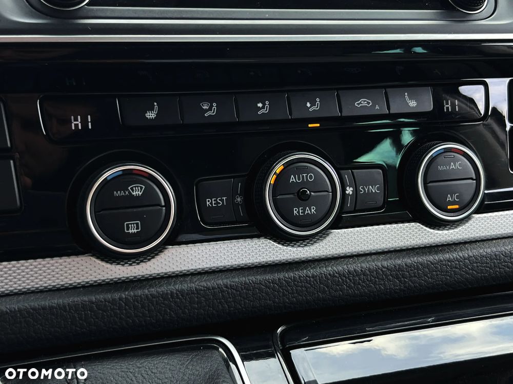 Volkswagen Multivan 2.0 BiTDI L1 Highline DSG - 34