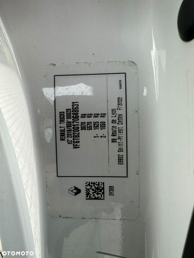 Renault Trafic - 22