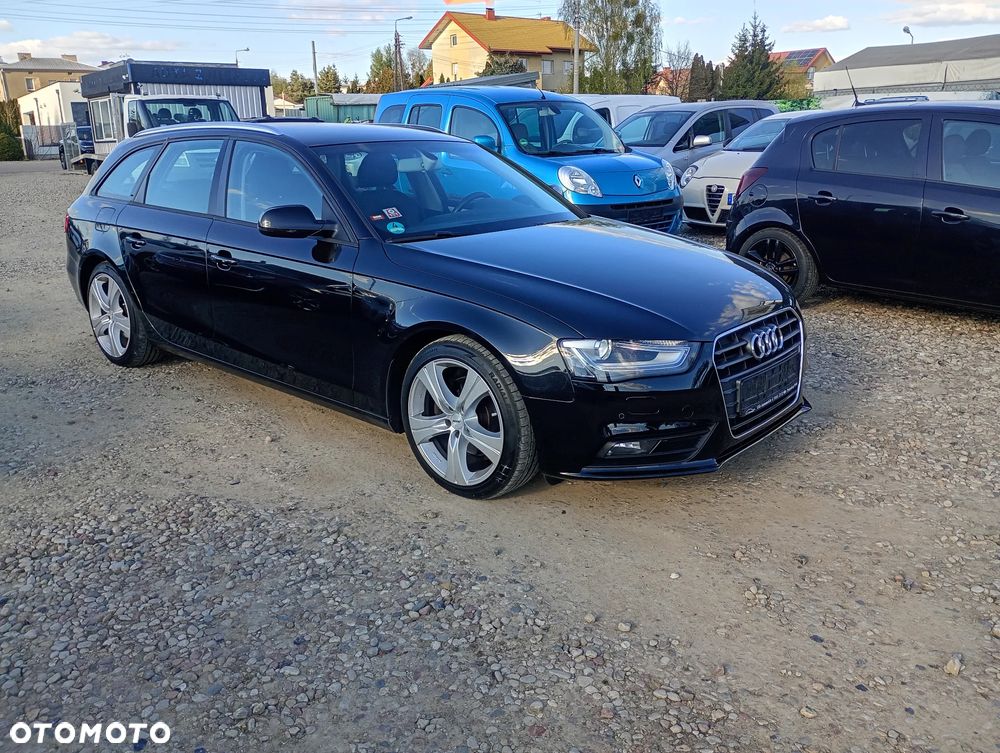 Audi A4 Avant 2.0 TDI DPF Ambiente - 23