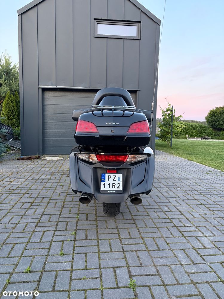 Honda GL - 7
