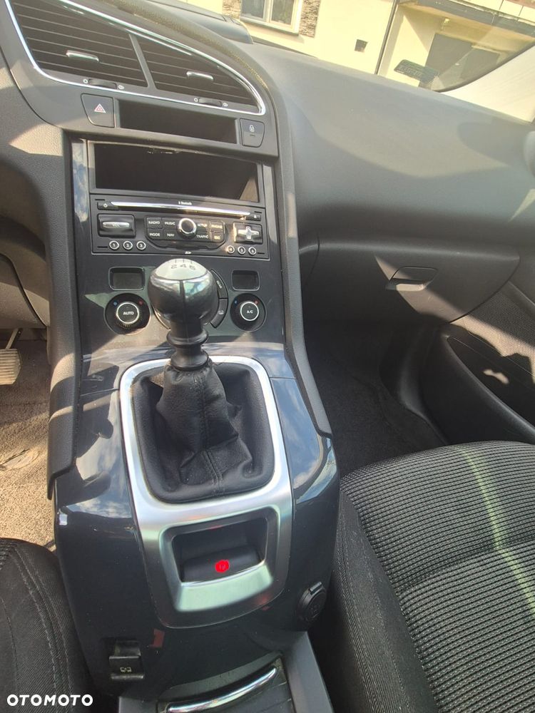 Peugeot 5008 1.6 THP Family 7os - 7