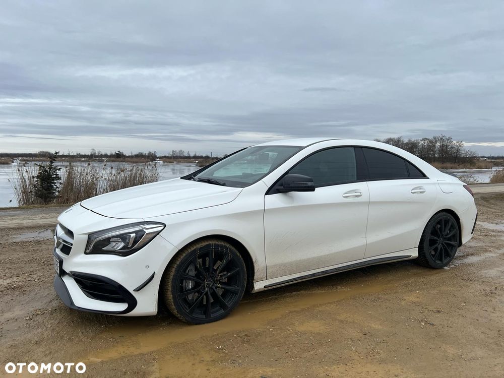 Mercedes-Benz CLA - 1
