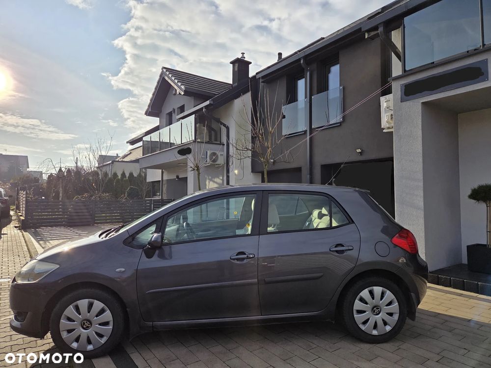 Toyota Auris 2.0 D-4D Sol - 5