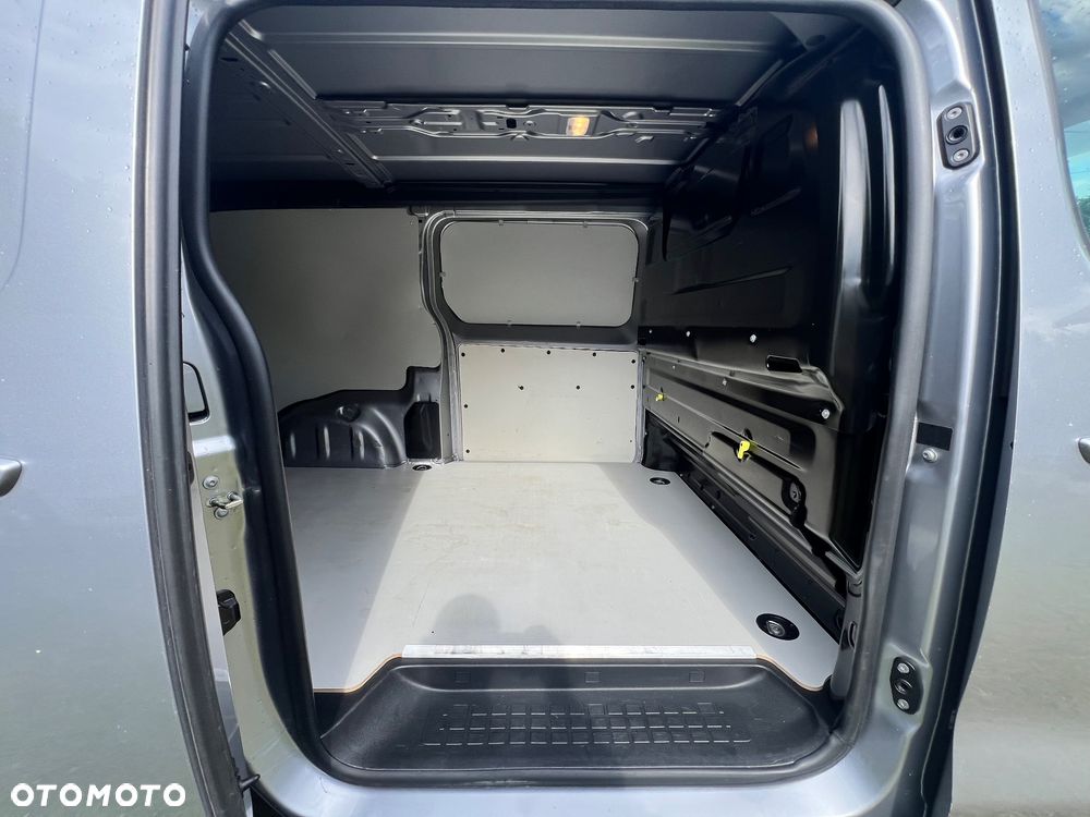 Opel Vivaro - 11