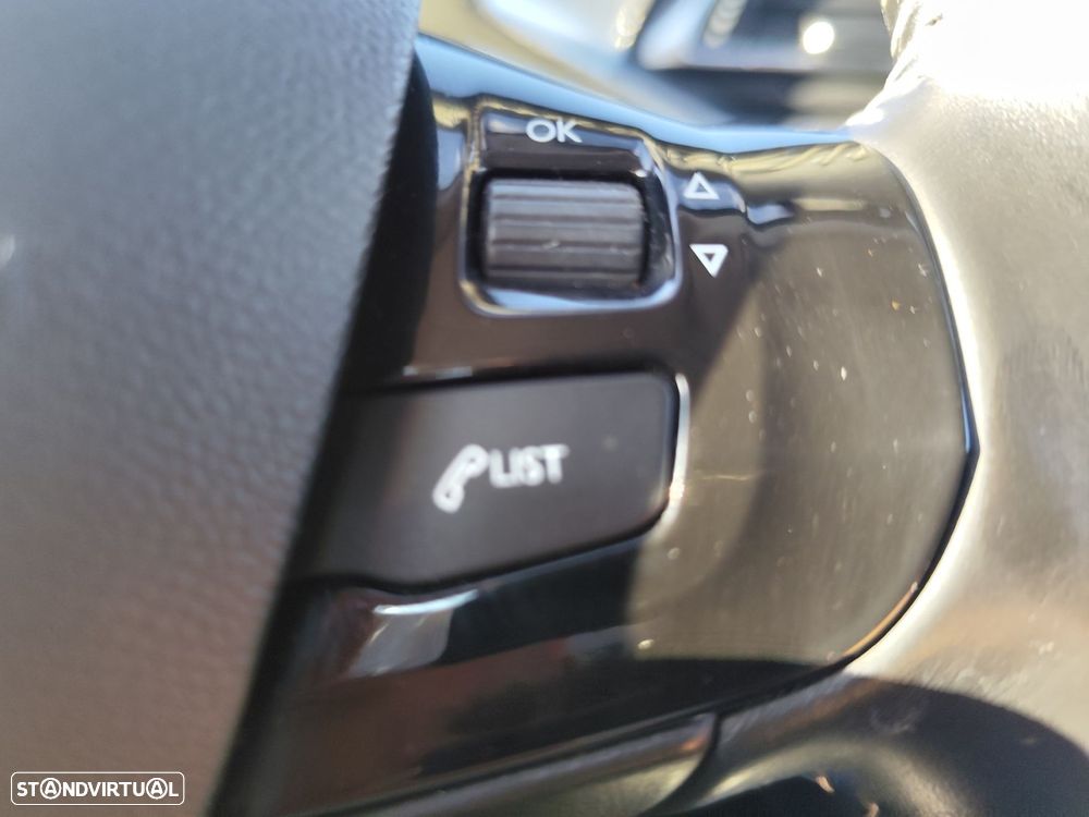 Peugeot 308 SW 1.2 PureTech Active - 14