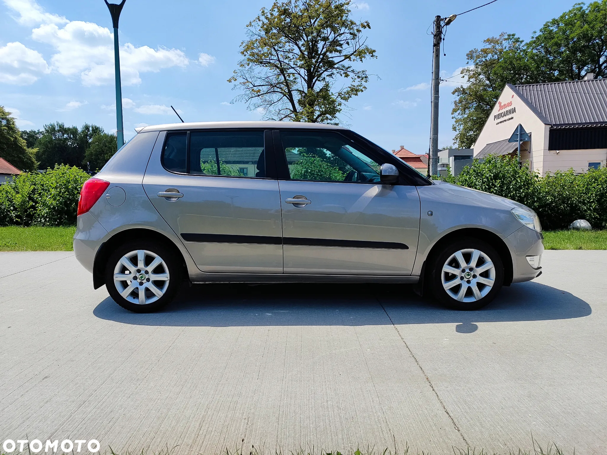Skoda Fabia 1.2 TSI Active - 2